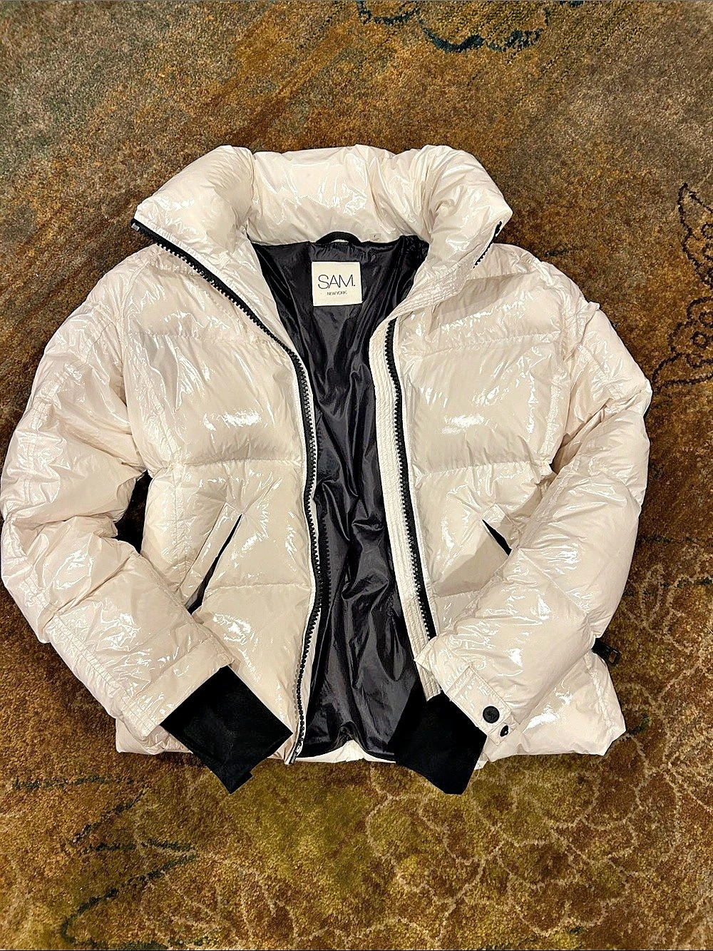 SAM. Freestyle Down Jacket. Women's White Puffer Jacket